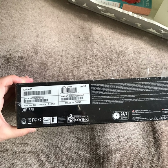 NWT D-Link Wireless Router (DIR-655) - Picture 3 of 7